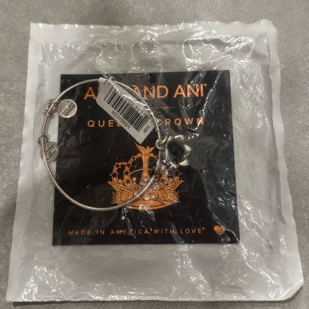 Alex and Ani queens crown bracelet